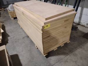 lot 95 image: (16) Hollow Panels 29.75x80x1.25 & ...