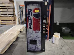 lot 25 image: Dixie Marco Magnum Pop Machine, Mod...