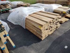 lot 156 image: Rustic Oak, Plane Sliced, 10 x 44...