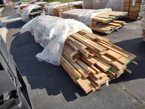 lot 160 image: Mahogany Mix, 8-16 x 44 & 84, A...