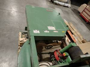 lot 3 image: Northfield 36 Bandsaw with Hipoint...