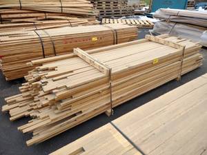 lot 209 image: Red Oak, 12 x 44, Approx. 612 bf...