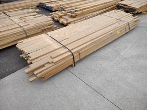 lot 205 image: Red Oak Drops, 10-12 x 44, Appro...
