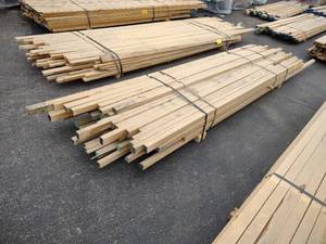 lot 211 image: Red Oak, 10 x 84, Approx. 200 bf...