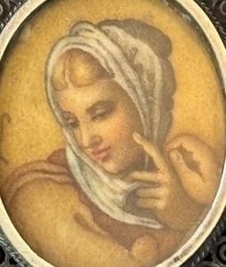 lot 28 image: Vintage Sterling Silver (800) Portrait Pendant  Brooch