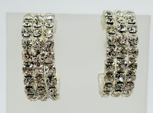 lot 37 image: Two Pairs of Sparkling Rhinestone Earrings