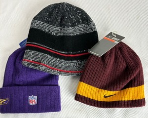 lot 88 image: Three Warm Sports Teams Beanie Style Hats
