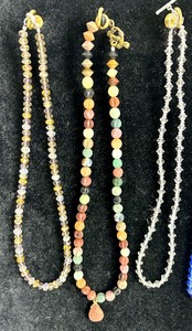 lot 115 image: 20 Sensational Beaded Necklaces