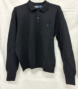 lot 150 image: Five Long Sleeved Sweaters with Collars