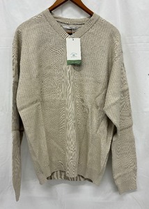 lot 160 image: Three V Neck Mens Sweaters