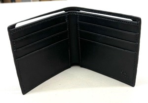 lot 5 image: GUCCI Leather Bifold Wallet Compact.