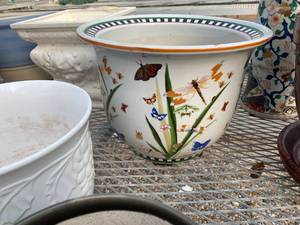 lot 77 image: Planter Haul