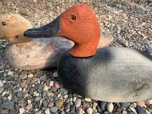 lot 88 image: Rustic Duck Decoys
