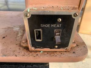 lot 106 image: Vintage Rotary Iron Machine