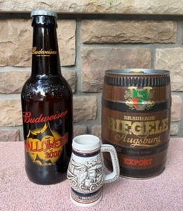 lot 8 image: Breweriana...Vintage BRAUHAUS RIEGELS AUGSBURY EXPORT 5 LITER Mini Beer Keg - 15-Inch Budweiser Halloween 2000 Beer Bottle...