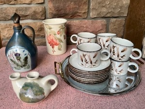 lot 50 image: Buchan Pottery Portobello Thistle Flagon Drinks Decanter Stoneware Thistle Ware, Vintage Linden Hills Pottery Studio Vases Fuchsia Flowers LHP, Stonehenge Midwinter Wild Oats Cups & Saucers England...