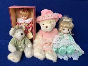 lot 58 image: Collectible Precious Moments Four Seasons Limited Edition Spring Porcelain Bisque Doll, Vintage Collectible Boyds Bears Etc