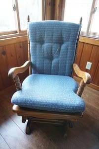 lot 8 image: Furniture Living Room Den Office Rocker Glider Arm Chair