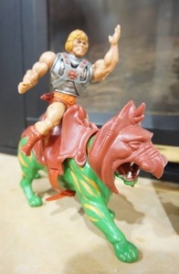 lot 55A image: Collectible Vintage Toys 1983 Masters of the Universe He-Man and Battle Cat with Helmet...