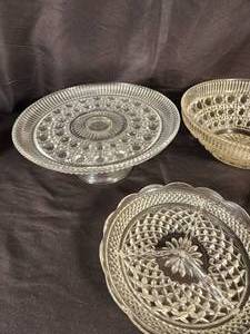 lot 52 image: Variety of Crystal Serving Pieces