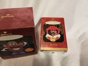 lot 167 image: Vintage Collector Series Hallmark Ornaments