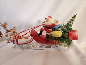 lot 168 image: Vintage, Retro 1970s Plastic Santa with Sleigh and Two Reindeer