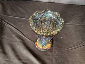 lot 241 image: Vintage Indiana Blue Iridescent Carnival Glass Vase