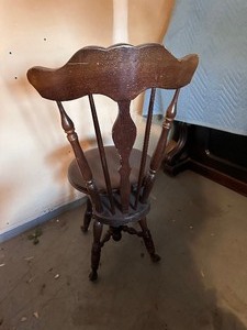 lot 2 image: 19th Century Victorian Antique High Back Piano Claw Ball Swivel Chair