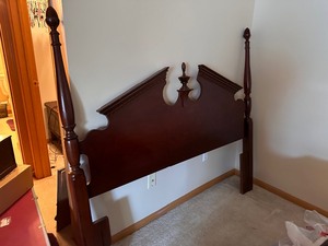 lot 27 image: Bedroom Set - Queen Size Headboard, Night Stand, Mirrored Dresser