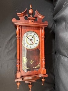 lot 114 image: Vintage Wall Pendulum Clock