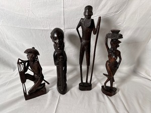 lot 120 image: Vintage Carved Wood Folk Art