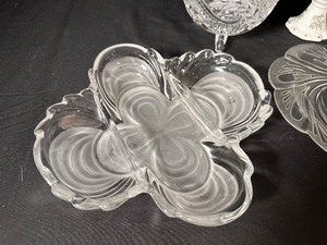 lot 126 image: Variety of Crystal Serving Pieces