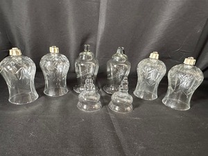lot 135 image: Vintage Glass Peg Votive Candle Holders
