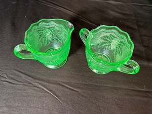 lot 186 image: Vintage Uranium Green Glowing Glass Sugar and Creamer