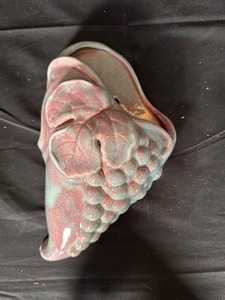 lot 269 image: Vintage Wall Pocket Planter
