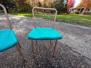 lot 109 image: Set of Three 1950s MCM Folding Card Table Chairs with Vinyl Padded Seat and Gate Leg