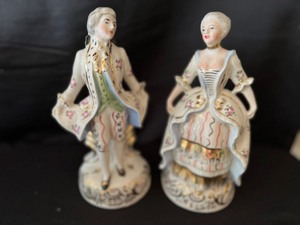 lot 117 image: Vintage Pair Porcelain Figurines