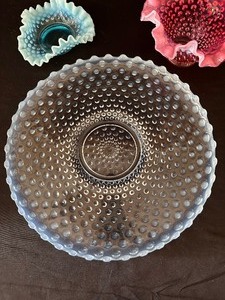 lot 139 image: Variety of Antique Art Deco Hobnail Serving Pieces