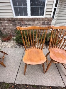 lot 149 image: Set of Four Vintage 1950s Wood Chairs
