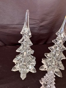 lot 181 image: Vintage Crystal Clear Glass Christmas Trees