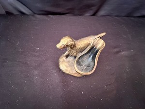 lot 189 image: Vintage Pointer Dog Paper Weight