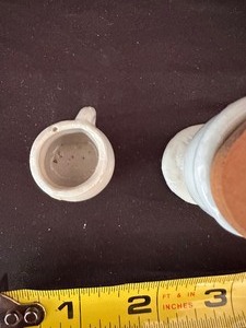 lot 211 image: Miniature Toilet and Pot