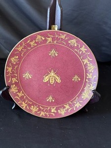 lot 240 image: Vintage Porcelain Andrea by Sadek Honey Bee Embossed Plate and Stand