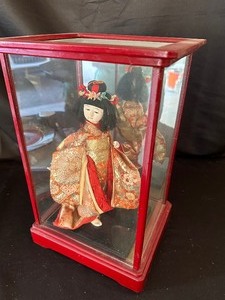 lot 242 image: Vintage Japanese Doll in Kimono
