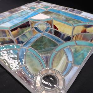 lot 2 image: STAINED GLASS 24 X 24 PANEL.
