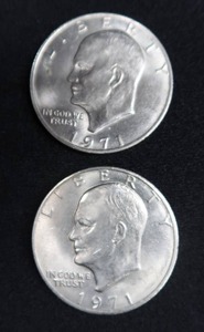 lot 15 image: 2- 1971 SILVER DOLLARS