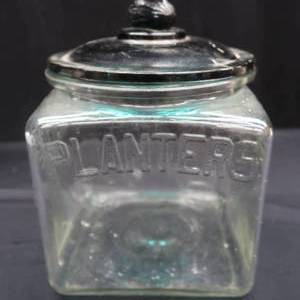 lot 23 image: RAREVINTAGE PLANTERS PEANUT LARGE JAR