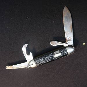 lot 50 image: VINTAGE FOLDING KNIFE SHEFFIELD MADE IN ENGLAND