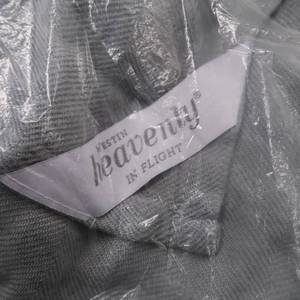 lot 96 image: NEW WESTIN FLIGHT BLANKETS