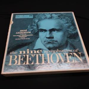 lot 147 image: READERS DIGEST THE NINE SYPHONIES OF BEETOVEN COMPLETE SET